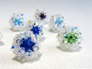 Šité šperky z kamínků Swarovski